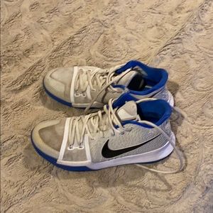 Kyrie 3